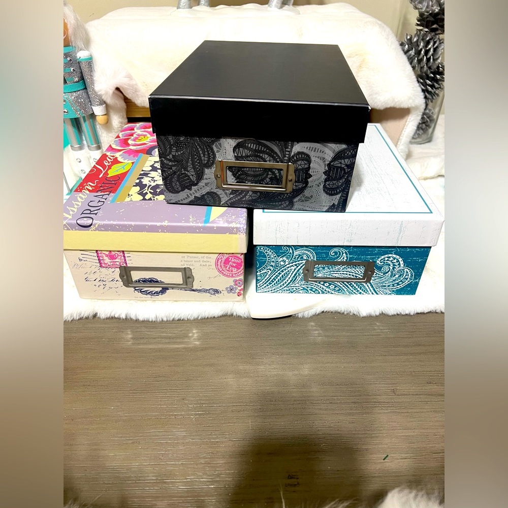 Photo boxes